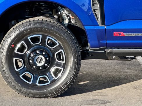 New 2026 Ford F250 Platinum image 24