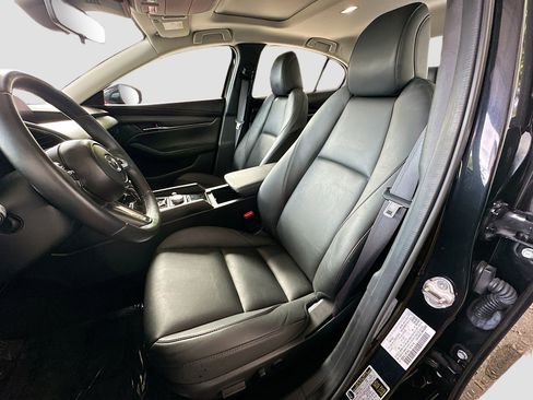 Used 2022 MAZDA MAZDA3 s FWD image 19