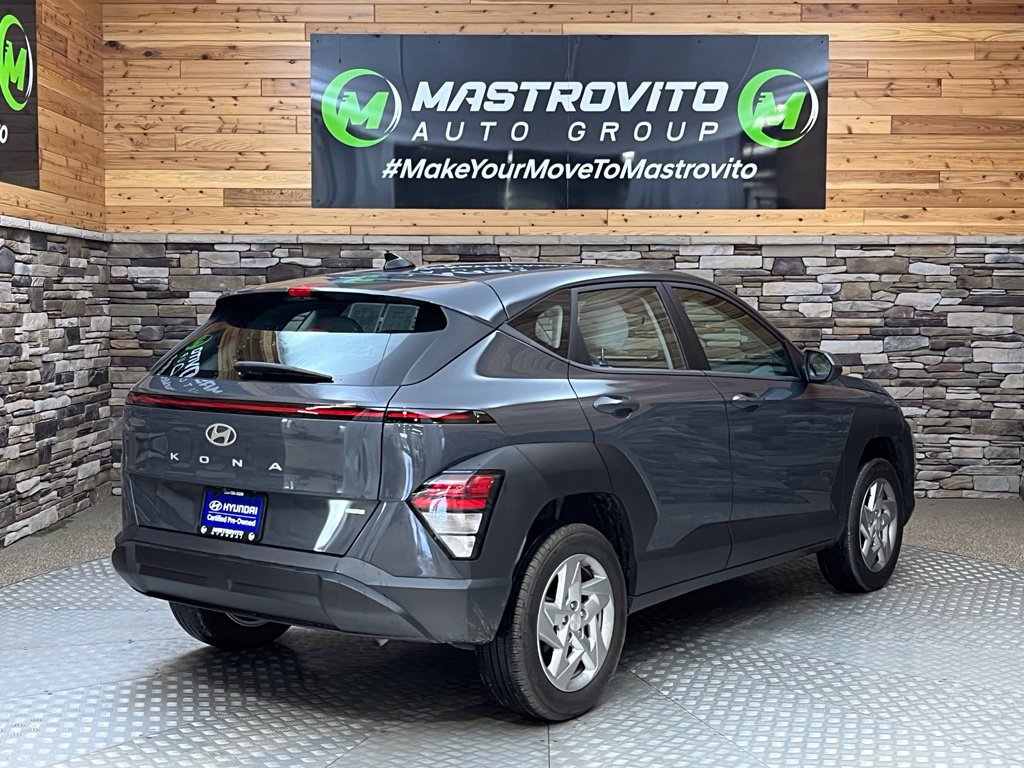 Used 2024 Hyundai Kona SE AWD/4WD image 17