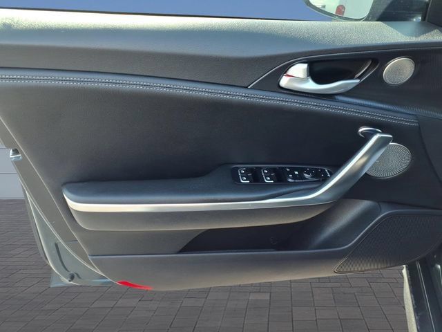 Used 2023 Kia Stinger GT-Line w/ Sun & Sound Package AWD/4WD image 16