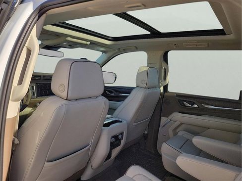 Used 2023 GMC Yukon XL Denali w/ Max Trailering Package image 12