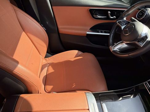 Used 2022 Mercedes-Benz C 300 Sedan image 11