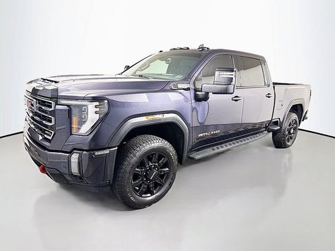 Used 2024 GMC Sierra 2500 AT4 w/ AT4 Premium Plus Package AWD/4WD image 3