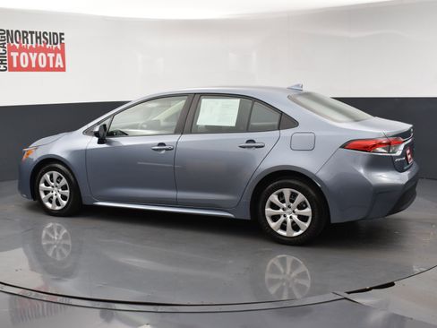 Used 2023 Toyota Corolla LE image 2