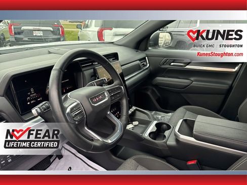 Used 2025 GMC Terrain Elevation image 16