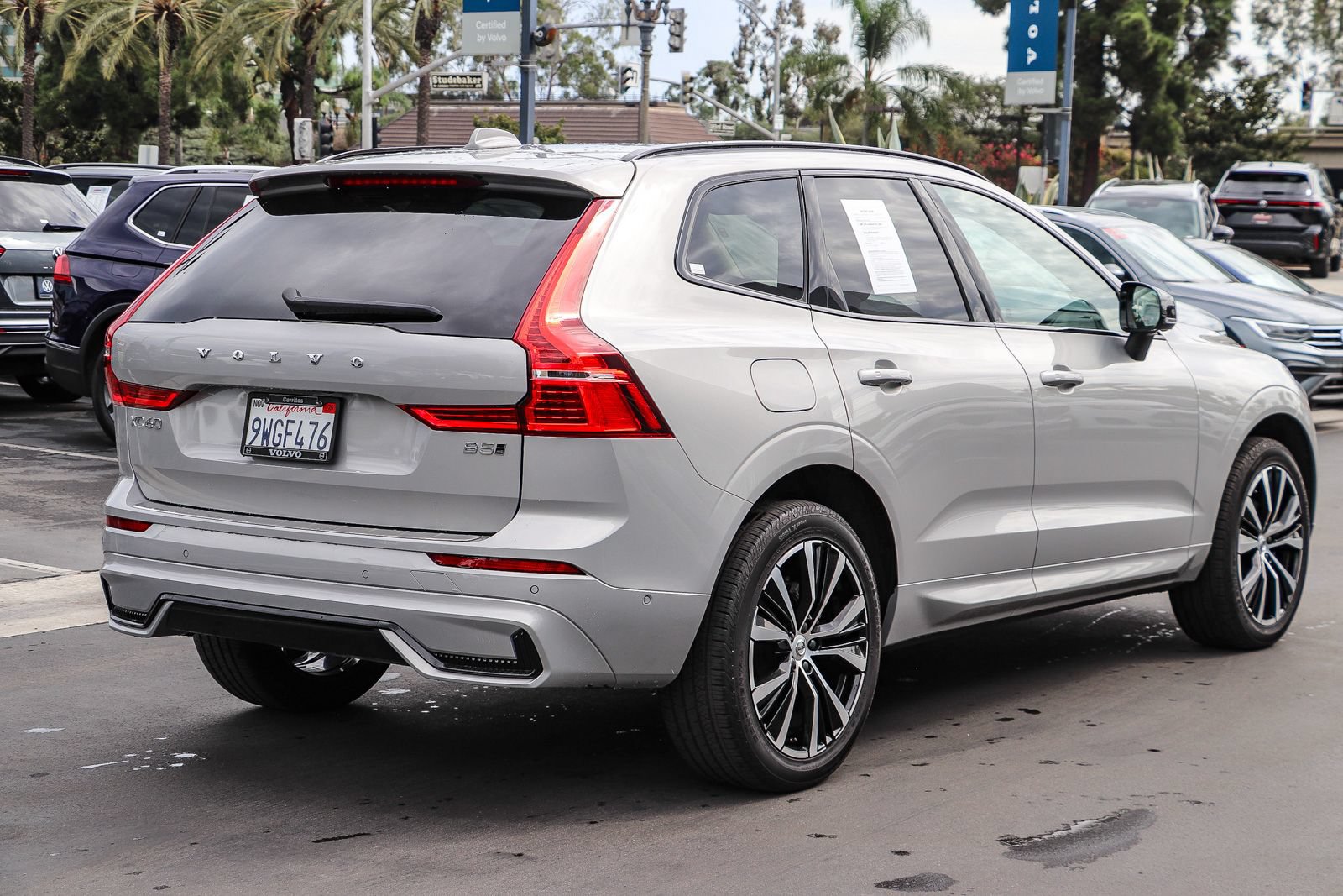 Used 2025 Volvo XC60 B5 Plus w/ Protection Package Premier AWD/4WD image 6