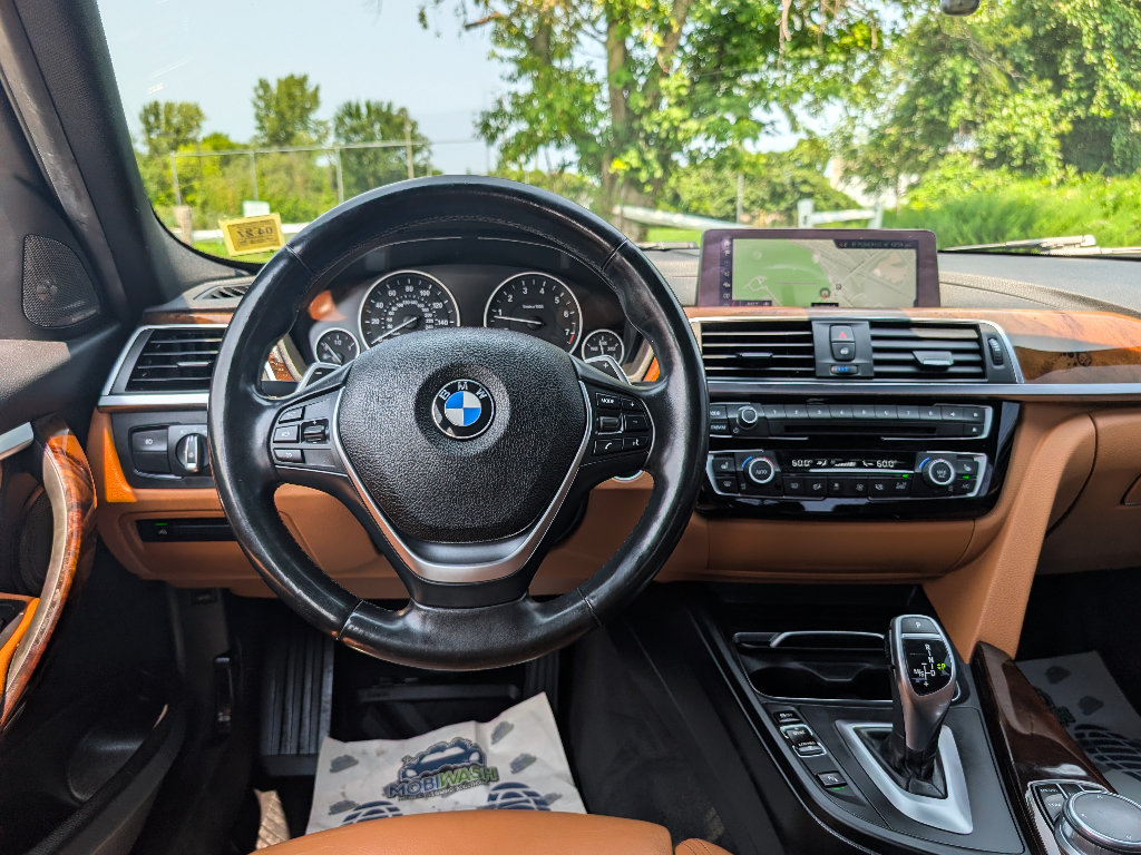 Used 2018 BMW 340i xDrive Sedan AWD/4WD image 32