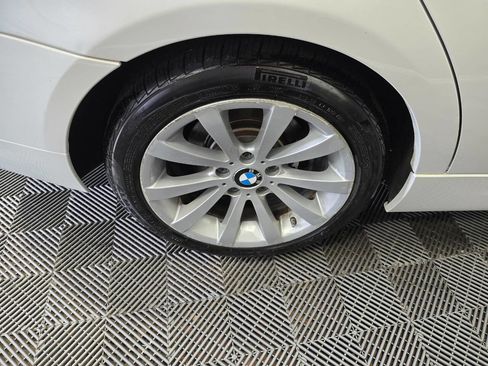 Used 2011 BMW 328i xDrive Sedan image 38