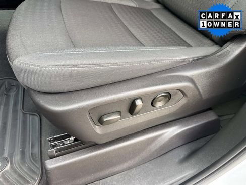 Used 2024 Chevrolet Silverado 1500 Custom image 25