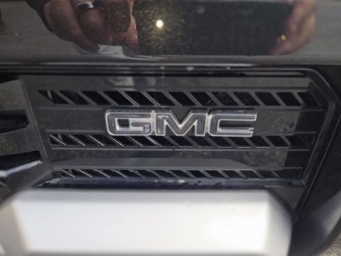 New 2025 GMC Hummer EV 2X image 78