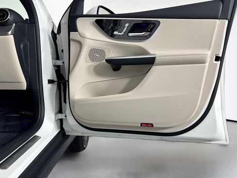 New 2026 Mercedes-Benz GLC 300 image 23