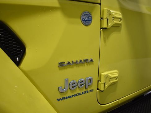Used 2023 Jeep Wrangler Sahara 4xe w/ Cold Weather Group image 43