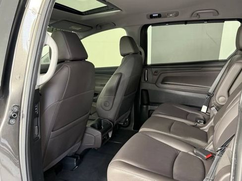 Used 2021 Honda Odyssey EX-L image 22