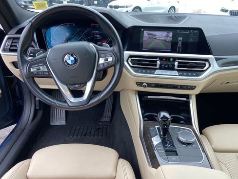 Used 2023 BMW 430i xDrive Coupe w/ Premium Package image 11