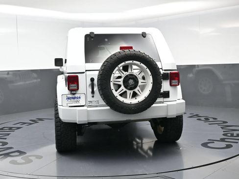 Used 2018 Jeep Wrangler Unlimited Sport S AWD/4WD image 8