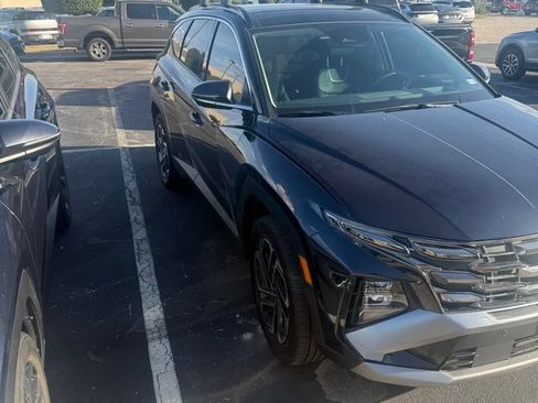 Certified 2026 Hyundai Tucson Limited AWD/4WD image 2