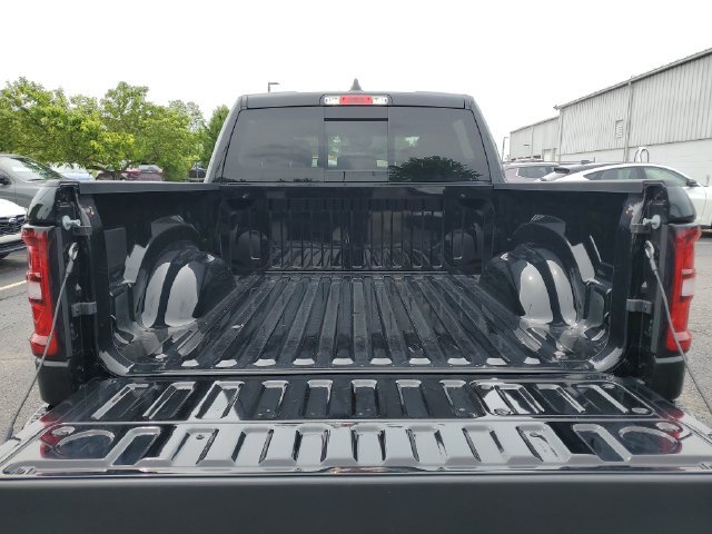 Used 2026 RAM 1500 Laramie w/ Night Edition AWD/4WD image 32