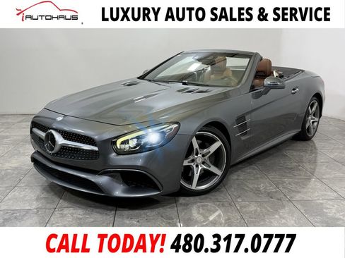 Used 2017 Mercedes-Benz SL 550 image 1