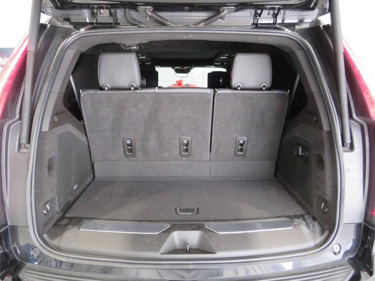 Used 2021 Cadillac Escalade Sport Platinum w/ Heavy-Duty Trailer Package AWD/4WD image 15