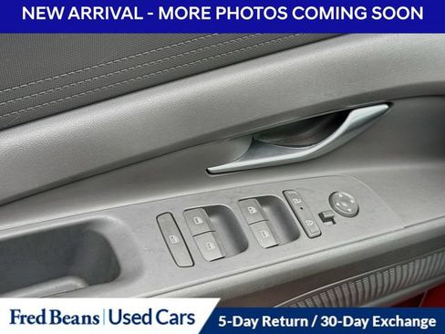 Used 2024 Hyundai Elantra SEL FWD image 2