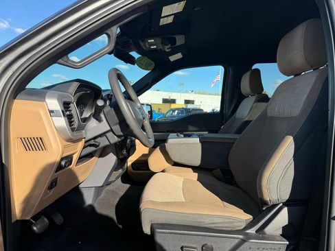 Used 2023 Ford F150 XLT image 37