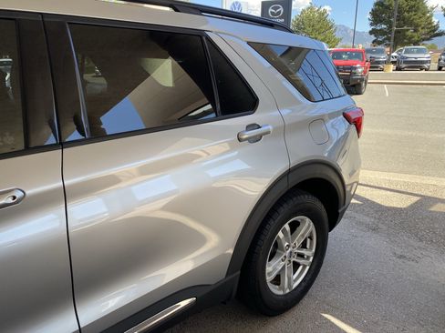 Used 2020 Ford Explorer XLT w/ Equipment Group 202A AWD/4WD image 55