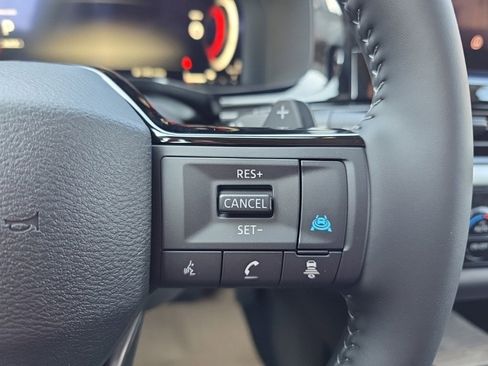 New 2026 Nissan Pathfinder SL image 22