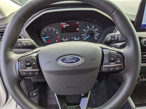 Certified 2022 Ford Escape SEL image 27