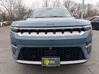 New 2026 Jeep Grand Wagoneer L 4WD w/ Premium Group I video 2