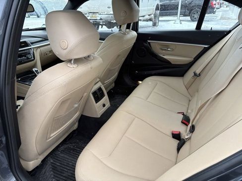 Used 2018 BMW 330i xDrive 330i xDrive w/ Convenience Package image 13