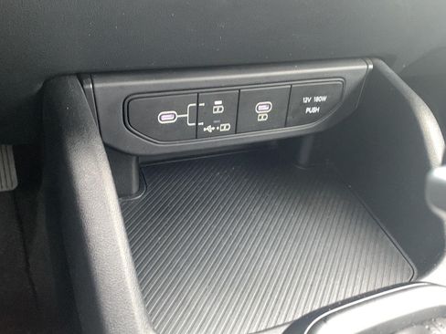 Used 2025 Kia K4 FWD image 15