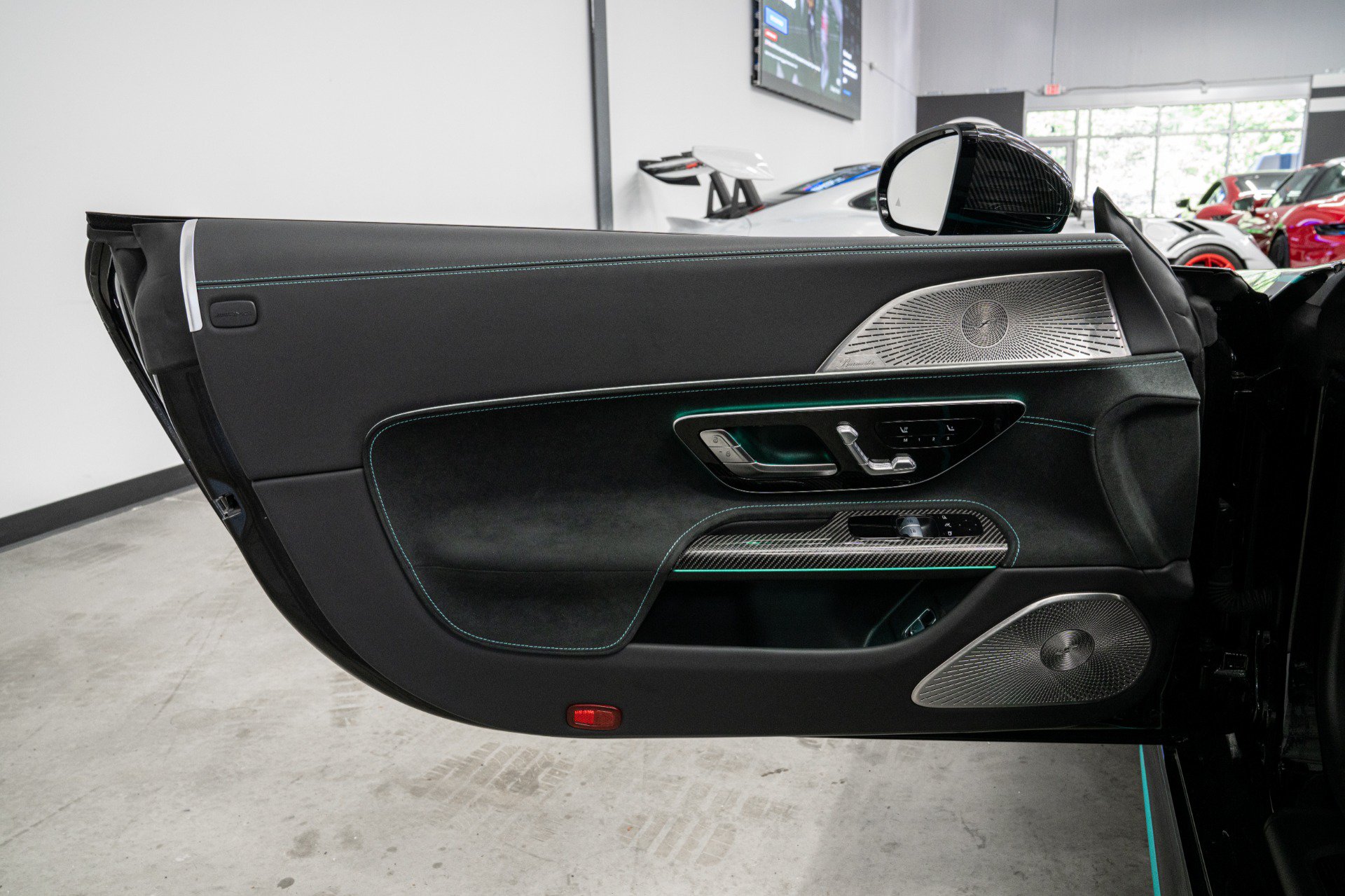Used 2025 Mercedes-Benz AMG GT 63 image 40