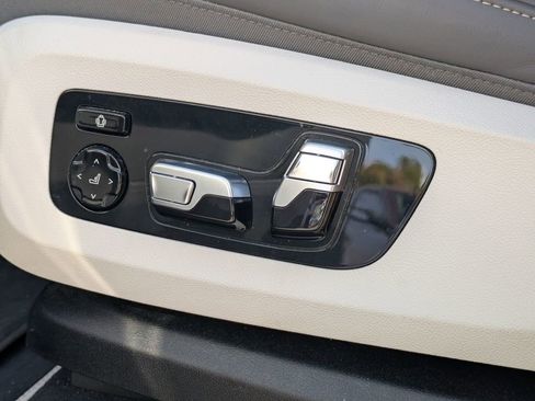 Used 2023 BMW X7 M60i w/ Executive Package image 16