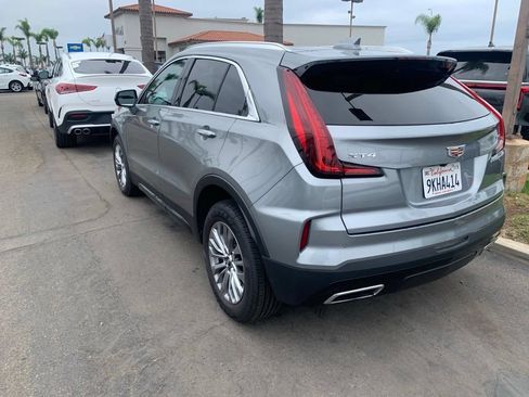 Used 2024 Cadillac XT4 Premium Luxury FWD image 8