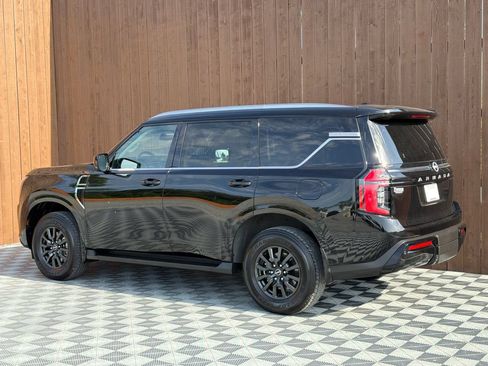 Used 2025 Nissan Armada SV AWD/4WD image 15