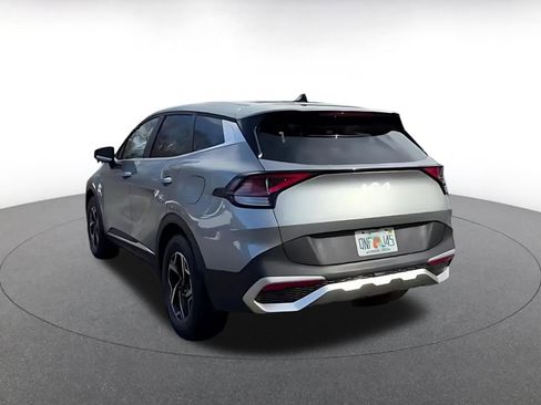 Used 2025 Kia Sportage LX image 11