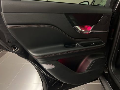 New 2026 Lincoln Corsair Reserve image 32