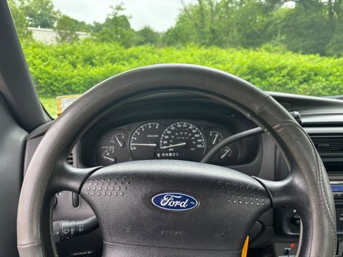 Used 2001 Ford Ranger XL RWD image 10