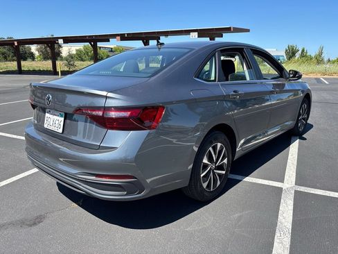 Used 2023 Volkswagen Jetta S FWD image 6