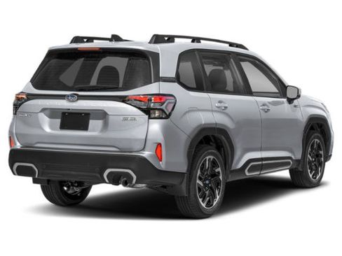 Used 2025 Subaru Forester Limited AWD/4WD image 2