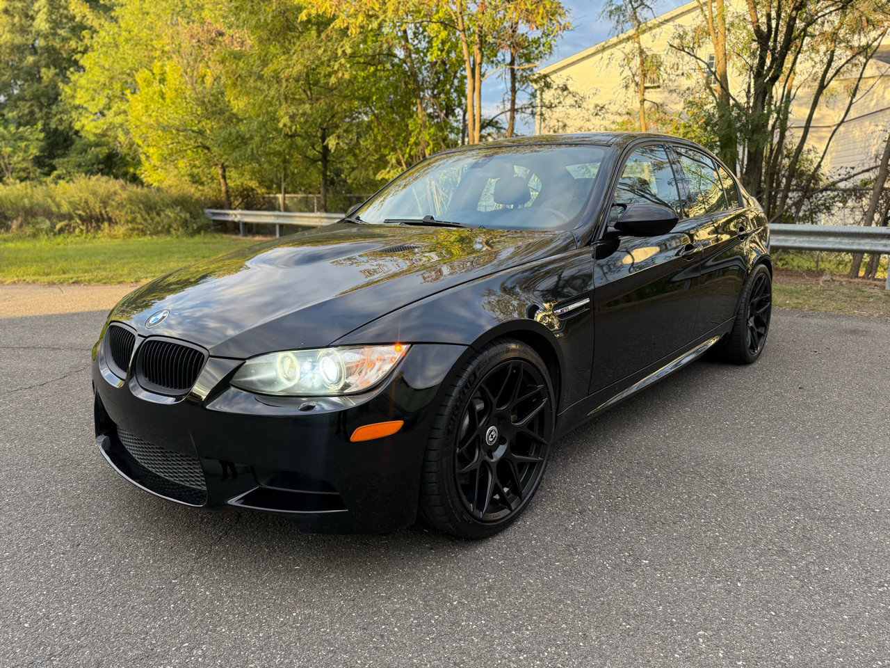 Used 2009 BMW M3 Sedan RWD image 3
