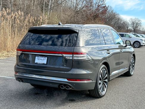 Used 2023 Lincoln Aviator Black Label Grand Touring image 6