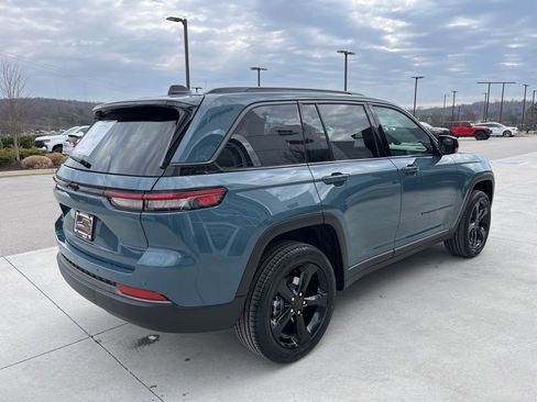 New 2026 Jeep Grand Cherokee Limited image 23