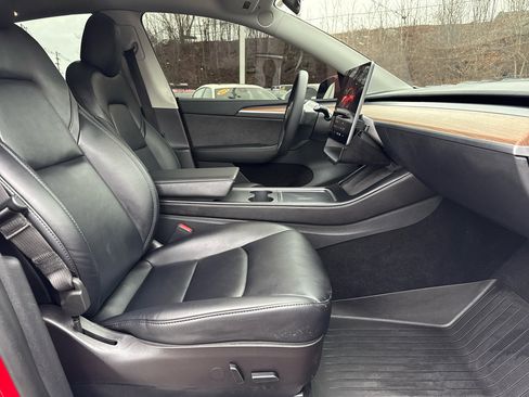 Used 2022 Tesla Model Y Performance image 36