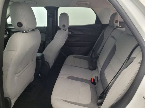 Used 2024 Chevrolet TrailBlazer LT w/ Convenience Package FWD image 18