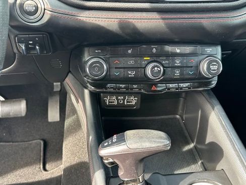 Used 2023 Dodge Durango GT AWD/4WD image 20