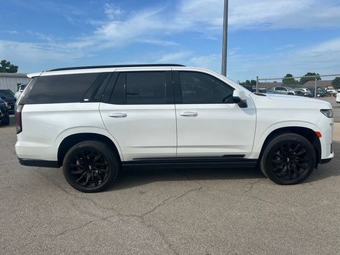Used 2023 Cadillac Escalade Sport Platinum w/ LPO, ONYX Package AWD/4WD image 5