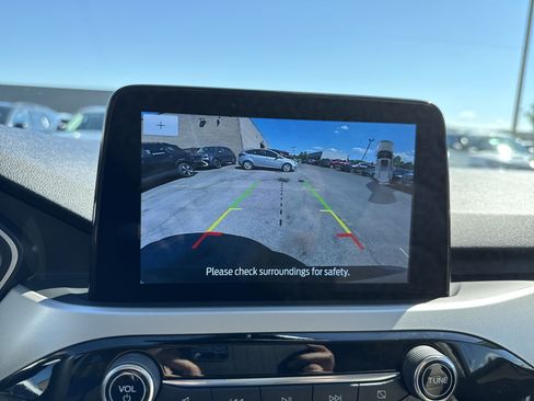 Used 2022 Ford Escape SEL image 20