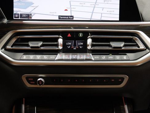 Used 2019 BMW X7 xDrive50i w/ M Sport Package AWD/4WD image 68