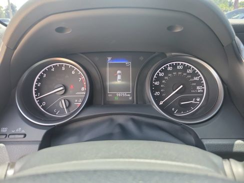 Used 2023 Toyota Camry SE FWD image 21